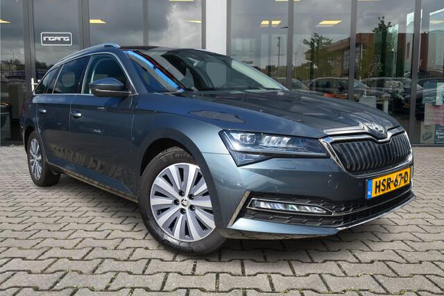 Skoda SUPERB Combi 1.4 TSI iV Business Edition Plus | Trekhaak | ACC | Camera |