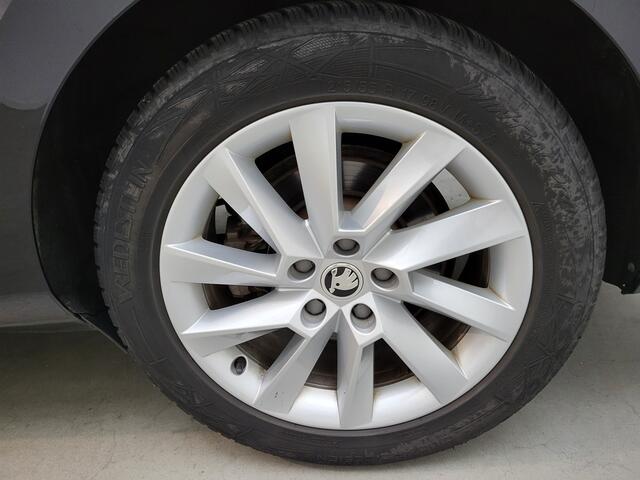 Skoda SUPERB Combi 1.5 TSI ACT Business Edition Plus | Verwacht | ACC | Camera | Elektrische stoelen |