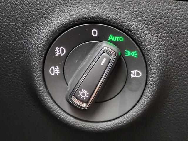 Skoda SUPERB Combi 1.5 TSI ACT Business Edition Plus | Verwacht | ACC | Camera | Elektrische stoelen |
