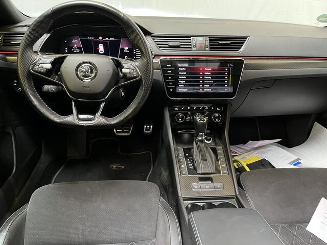 Skoda SUPERB Combi 1.4 TSI iV Sportline Business / AUTOMAAT/ PANO/ ELEKTR. TREKHAAK/ STOEL VERWARM. V+A/ ADAPT. CRUISE/ DIGITAL DASH/ KEYLESS/ ALCANTARA/ 360 CAMERA/ SMARTLINK/ NAVI/ DIGITAL DASH