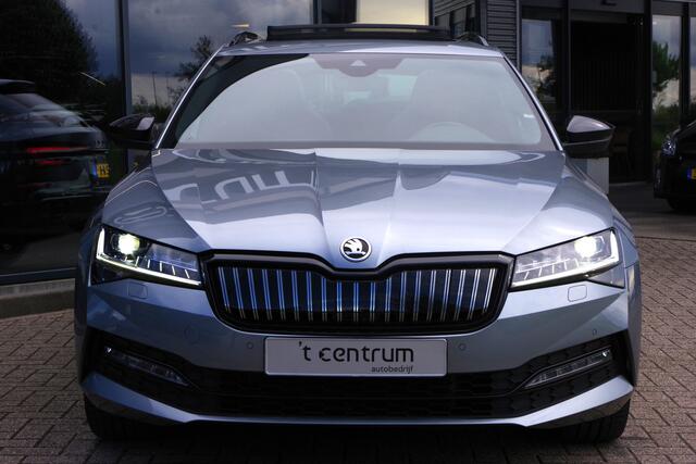 Skoda SUPERB Combi 1.4 TSI iV Sportline BNS 218 PK PHEV, Panoramadak, Trekhak, Canton Sound, Memory, 19" LM, 360 Camera,
