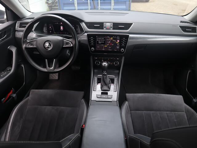 Skoda SUPERB Combi 1.5 TSI ACT Business Edition / Trekhaak / H-leer / virtual cockpit