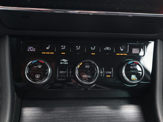 Skoda SUPERB Combi 1.5 TSI ACT Business Edition / Trekhaak / H-leer / virtual cockpit