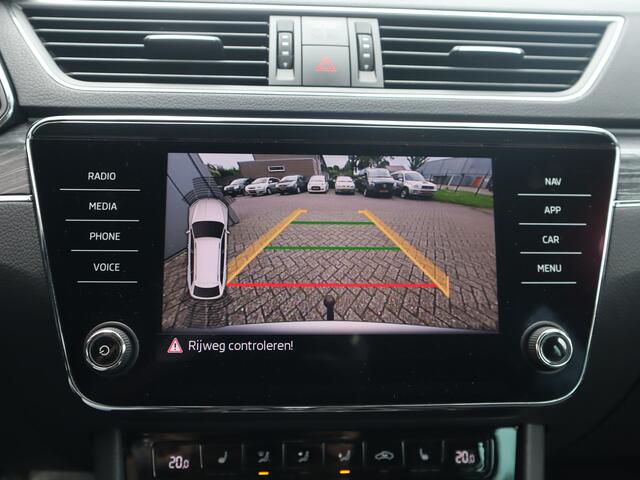 Skoda SUPERB Combi 1.5 TSI ACT Business Edition / Trekhaak / H-leer / virtual cockpit
