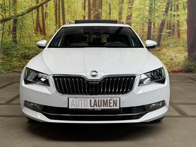 Skoda SUPERB Combi 1.5 TSI ACT L&K Executive 150 PK Automaat Leder Panodak Camera Elek. Stoelen LED Apple Carplay Sfeer
