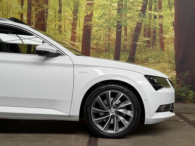 Skoda SUPERB Combi 1.5 TSI ACT L&K Executive 150 PK Automaat Leder Panodak Camera Elek. Stoelen LED Apple Carplay Sfeer