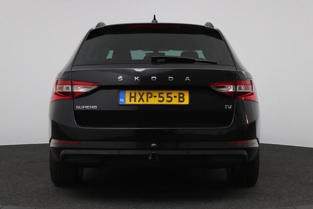 Skoda SUPERB Combi 1.4 TSI 218pk PHEV DSG iV Business Edition | Trekhaak | Stoelverwarming | Carplay/Android Auto |