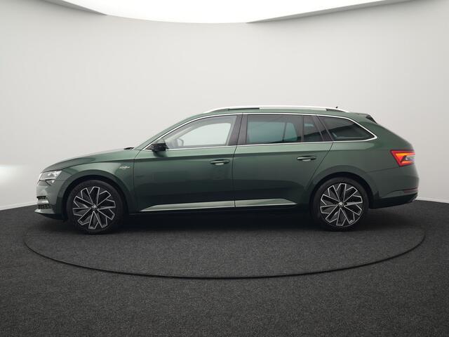 Skoda SUPERB 1.4 TSI iV Lauren & Klement Plug In Hybrid 218pk Dealer O.H | PHEV | Panodak | Adaptive Cruise | Canton Audio | Lederen Sportstoelen Memory | Camera | Crystal LED | Apple Carplay | Lane Assist | Stoelverwarming | Navigatie | DAB |