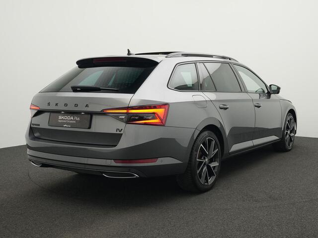 Skoda SUPERB Combi 1.4 TSI iV 218 pk DSG Sportline Business | Panoramadak | Trekhaak | Navigatie Columbus | Adaptief onderstel | Rondomzicht camera