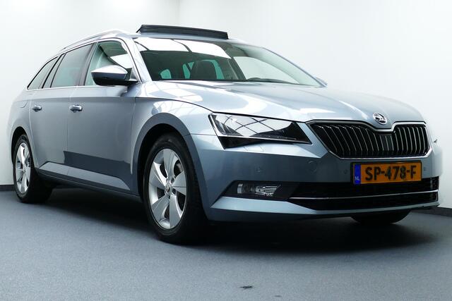 Skoda SUPERB Combi 1.4 150pk TSI ACT Ambition Business. Panodak, Navi, Adaptief Cruise, Led, Haak 1600kg