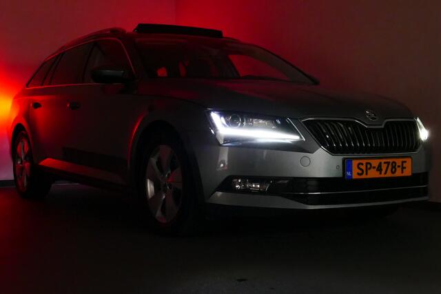 Skoda SUPERB Combi 1.4 150pk TSI ACT Ambition Business. Panodak, Navi, Adaptief Cruise, Led, Haak 1600kg