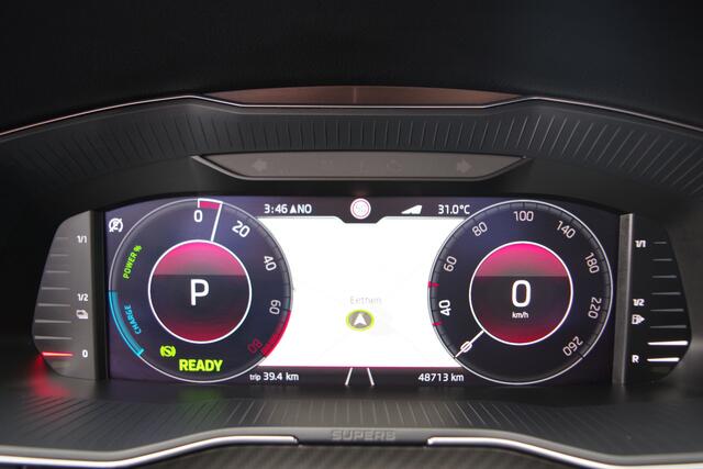 Skoda SUPERB Combi 1.4 TSI 218 PK iV Sportline Business PHEV, Adap. Cruise Control, Canton Sound, LED