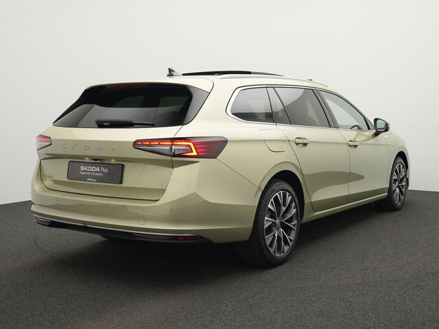 Skoda SUPERB Combi 1.5 TSI 204 pk DSG PHEV Laurin & Klement | Panoramadak | Trekhaak | adaptieve onderstelregeling(DCC) | Leder | CANTON sound | Stoelventilatie | 18 inch
