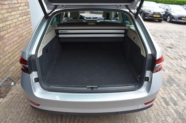 Skoda SUPERB 1.4 TSI IV BNS ED. ACC, Lane, Xenon, AUT, Virtual