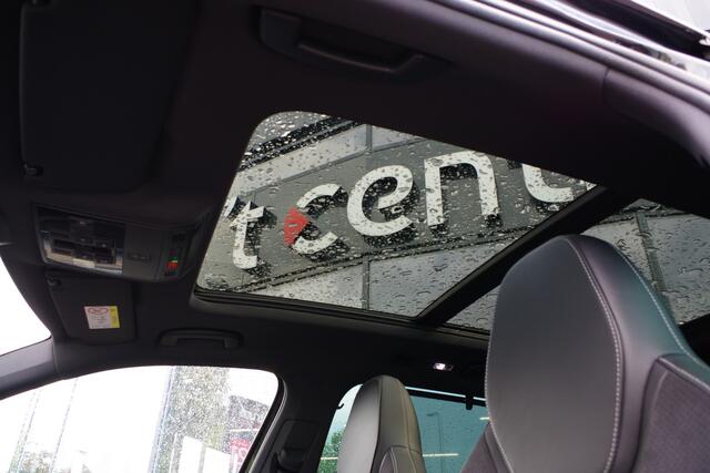 Skoda SUPERB Combi 1.4 TSI iV Sportline BNS 218 PK PHEV, Panoramadak, Trekhaak, DCC, 360 Camera, Canton Sound, 4 x Stoelverwarming