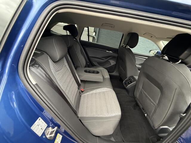 Skoda SUPERB Combi 1.5 TSI MHEV Business Edition 2024 km 27.147 1e eigen Vol optie !!