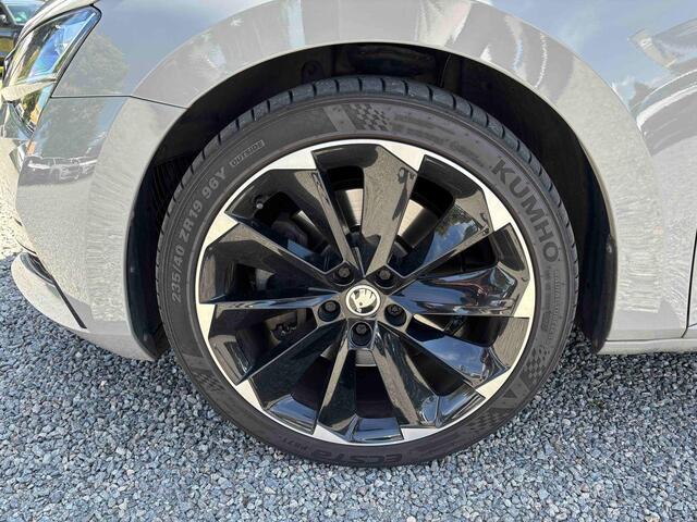 Skoda SUPERB 2.0 TSI 4x4 Sportline Business 272 PK Pano RS Stoelen Alcantara standkachel Trekhaak 19 Inch ACC virtuele cockpit Sound Systeem Canton