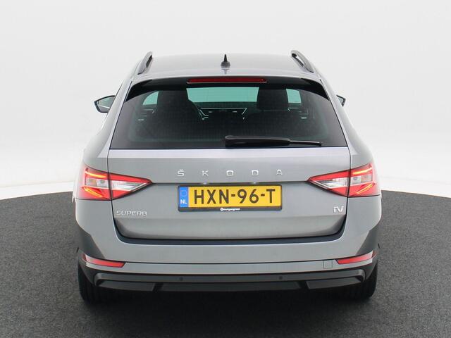 Skoda SUPERB Combi 1.4 TSI 218 Pk iV Business Edition Plus | Adaptive Cruise | Carplay | Sensoren | Stoel Verwarming | Climate Control | 17 Inch | 95.827 Km!!