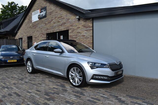 Skoda SUPERB 1.4 TSI IV SportLine LaurinenKlement, Pano, Xenon, Leder