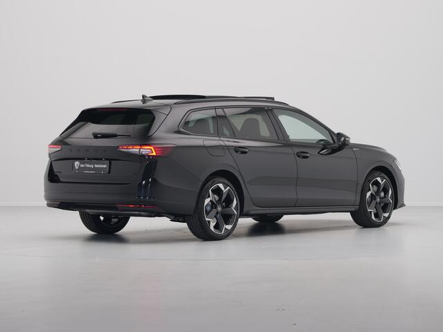 Skoda SUPERB Combi 1.5 TSI iV 204 6DSG Sportline Business Automaat | Mechanisch wegklapbare trekhaak | Multifunctioneel verwarmbaar 3 spaaks sportstuur incl. peddels voor recuperatie en HOD (hands off detectie)