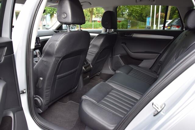 Skoda SUPERB Combi 1.5 TSI 150PK ACT Business Edition DSG Automaat | Org. NL | BOVAG Garantie | Trekhaak | Lederen Bekleding | Full LED | Apple Carplay/Android Auto | Cruise&Climate Control |