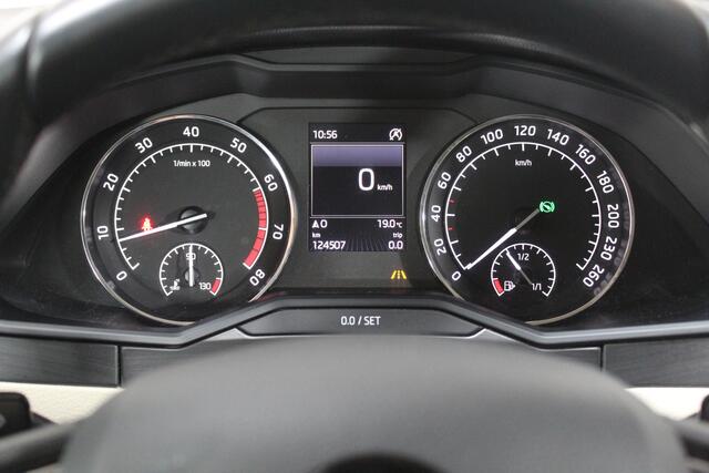 Skoda SUPERB Combi 1.4 TSI ACT Style | Navi | Cam | Carplay | Trekhaak |