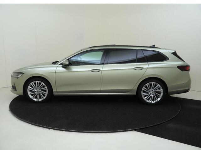 Skoda SUPERB Combi 1.5 TSI MHEV Business Edition Lederen bekleding | Massagestoelen | verwarmde voorruit | Panorama schuif kantel dak | Stoel en stuurverwarming | Privacy glass