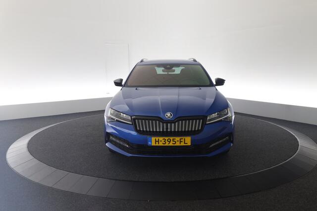 Skoda SUPERB Combi 1.4 TSI iV Sportline Business