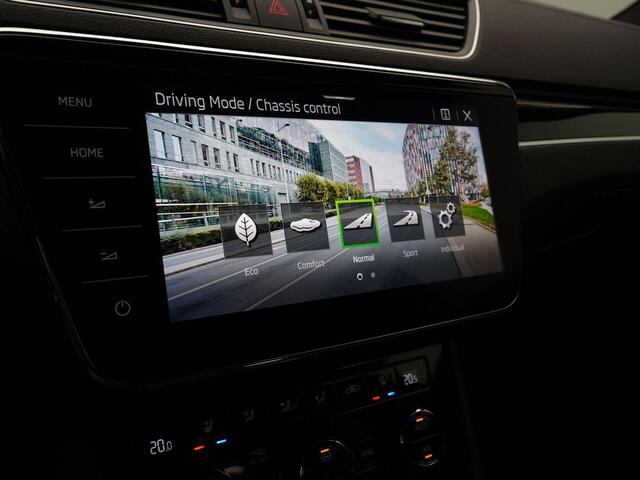 Skoda SUPERB Combi 1.4 TSI iV 218 pk Laurint & Klement | Panoramadak | Stoelventilatie | Trekhaak | CANTON sound | 360° camera | Bekleding Leder | Adaptieve onderstelregeling (DCC) | 19 inch