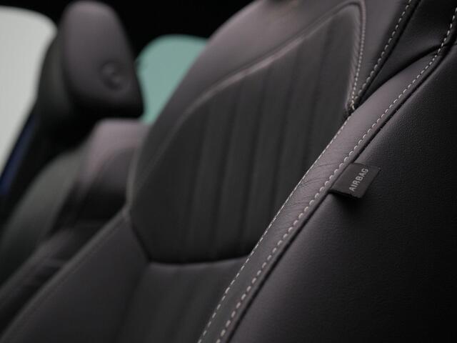 Skoda SUPERB Combi 1.4 TSI 218 pk DSG iV Laurint & Klement | Panoramadak | Stoelventilatie | Adaptieve onderstelregeling (DCC) | Rondomzicht camera | Geheugenstoelen | Trekhaak | Lederen bekleding | Standkachel | 19 inch