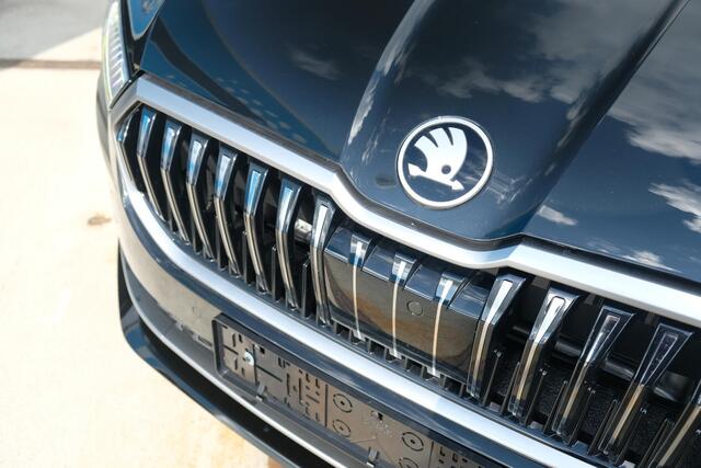 Skoda SUPERB Combi 1.5 TSI PHEV Laurin & Klement | PANO | LEDER | TREKHAAK