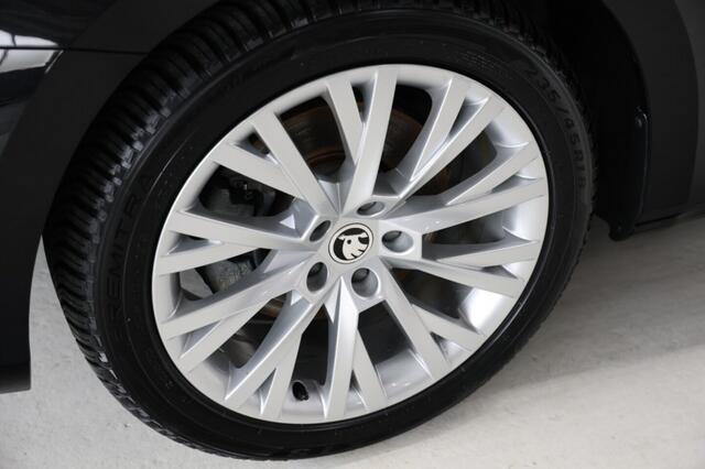 Skoda SUPERB Combi 1.4TSI iV 218PK Business Ed. Plus NAP|Trekhaak|Virtual|Stoelvw|Keyless