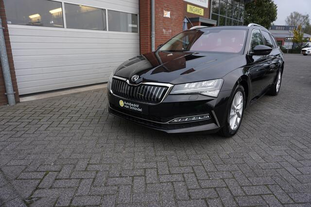 Skoda SUPERB 1.4 TSI IV STYLE BUSINESS EDITION LUXE DEALER ONDERHOUDEN DEC 2020 PANORAMADAK FULL LED CAMERA ELECTR.STOELEN+MEMORY ALCANTARA CANTON NAVI ANDROID/APPLECARPLAY NAVI PDC V+A+ASSIST CRUISE CLIMA ENZ...