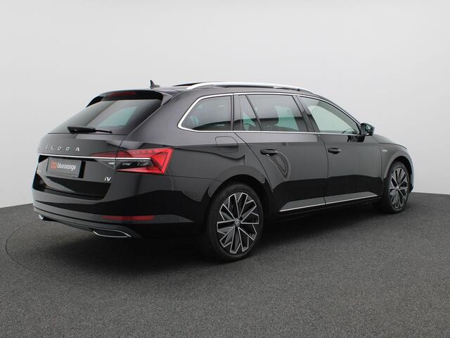 Skoda SUPERB Combi 1.4 TSI iV Laurin & Klement 218PK DSG Pano-Schuifdak, Elektrische Memorystoel, Matrix LED-verlichting, 360gr. Camera, Stoelkoeling, Virtual Pedal, 18" LM Velgen, Adaptieve Cruise Control