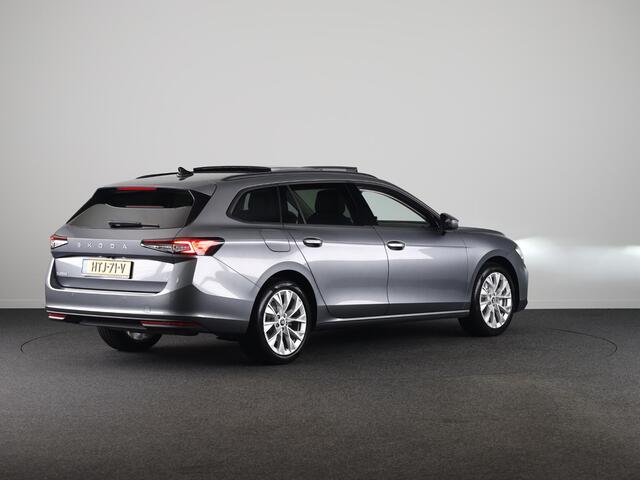 Skoda SUPERB Combi 1.5 TSI PHEV Business Edition 204 PK PHEV | Verlengde garantie | Panorama dak | Trekhaak | 18" Lm velgen |