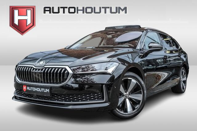 Skoda SUPERB Combi 1.5 TSI iV Laurin & Klement Panoramadak, Trekhaak, Stoelventilatie, 360° Camera