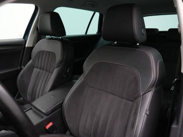 Skoda SUPERB Combi 1.4 TSI iV 218 pk DSG Business Edition | Matrix LED | Navigatie Columbus | Geheugenstoel | Matrix LED | Leder/alcantara
