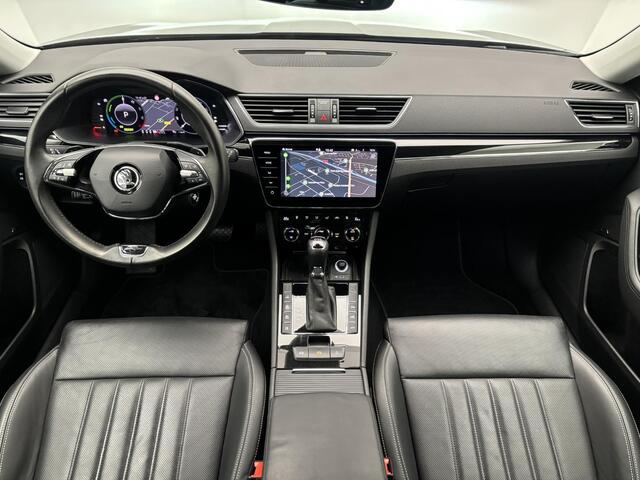 Skoda SUPERB Combi 1.4 TSI iV PHEV Business Edition Plus / Laurin & Klement / Matrix Led / Stoelgeheugen / Stoel en Stuurverwaming / Stoelventilatie / 360 Camera / Adaptieve Cruisecontrol / Plug-in Hybrid / Historie aanwezig /