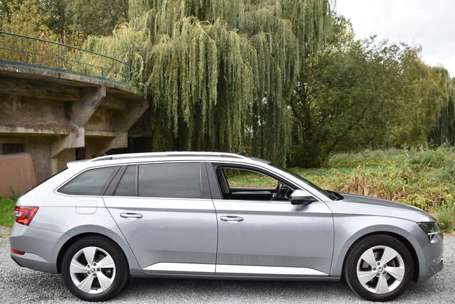 Skoda SUPERB Combi TSI ACT 150PK DSG AMBITION BUSINESS TREKHAAK/NAVI/PANORAMADAK