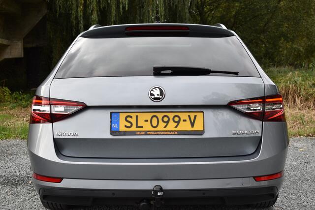 Skoda SUPERB Combi TSI ACT 150PK DSG AMBITION BUSINESS TREKHAAK/NAVI/PANORAMADAK