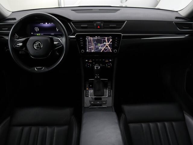 Skoda SUPERB 1.4 TSI iV Laurin & Klement | Panoramadak | Leder | Adaptive cruise | Canton Sound | Stoelverwarming | Standkachel | Carplay | Camera | Full LED | Memory