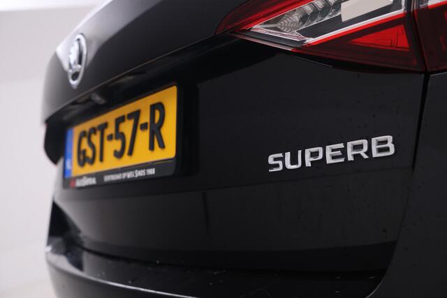 Skoda SUPERB Combi 1.5 TSI ACT Sportline Business Camera, Stoelverwarming, Panorama schuif/kantel, Apple Carplay