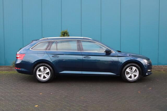 Skoda SUPERB Combi 1.5 TSI ACT DSG AUT. Business Edition CARPLAY|CRUISE|ELEK.TREKH|NAV|LED|KEYLESS|ECC|LMV|PDC