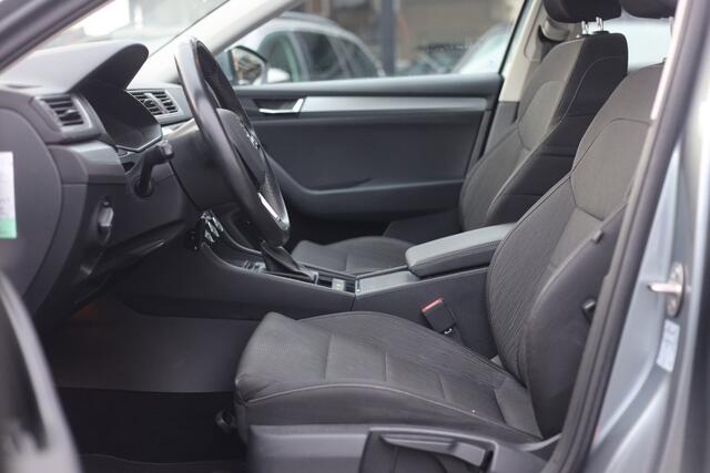 Skoda SUPERB Combi 1.4 TSI ACT AUTOMAAT | NAVI | CARPLAY | TREKHAAK