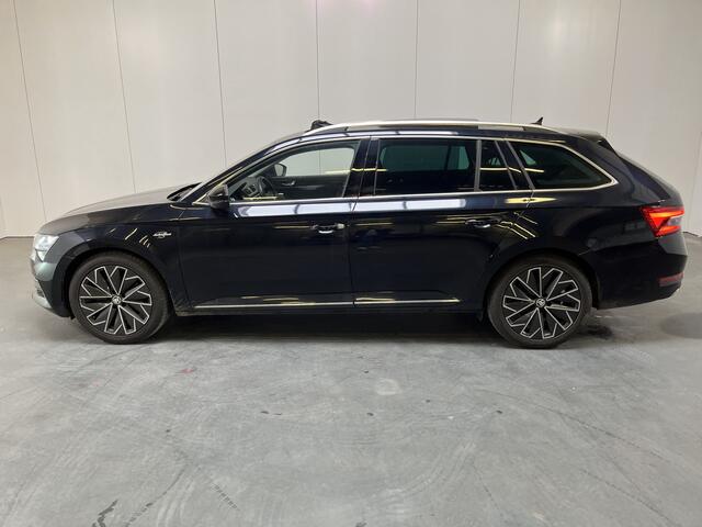 Skoda SUPERB Combi 1.4 TSI iV Laurin & Klement / AUTOMAAT/ LEER/ ELEKTR. TREKHAAK/ ADAPT. CRUISE/ DIGITAL DASH/ 360 CAMERA/ STOEL VERWARM. EN VENTILATIE./ SMARTLINK/ PARK. SENSOREN