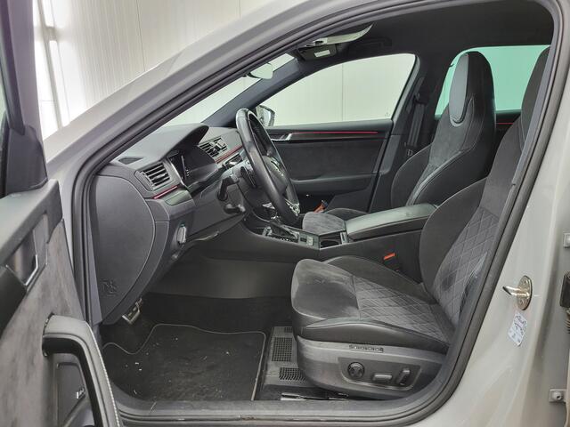 Skoda SUPERB Combi 1.5 TSI ACT Sportline Business | ACC | Navi plus | Hifi | Trekhaak |*