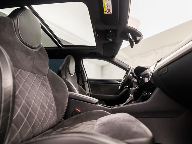 Skoda SUPERB Combi 1.4 TSI iV Sportline 218Pk Automaat (PANORAMADAK, VIRTUAL COCKPIT, APPLE CARPLAY, LEDER/ALCANTARA, MEMORY SEATS, KEYLESS, 360 CAMERA, ADAPTIVE CRUISE, SFEERVERLICHTING, NIEUWE APK, NIEUWSTAAT)