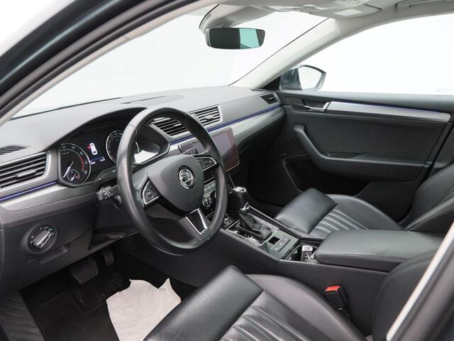 Skoda SUPERB Combi 1.5 TSi 150 Pk Automaat ACT Style Business | Panoramadak | Canton Audio | Elektrische Stoelen | Trekhaak | Camera | CarPlay | LED | 19 Inch