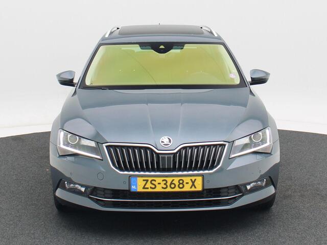 Skoda SUPERB Combi 1.5 TSi 150 Pk Automaat ACT Style Business | Panoramadak | Canton Audio | Elektrische Stoelen | Trekhaak | Camera | CarPlay | LED | 19 Inch