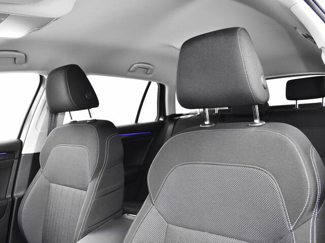 Skoda SUPERB Combi 1.5 TSI 150pk DSG ACT Business Edition Plus · Camera · Elek. Voorstoel · Elek. Achterklep · Apple/Android Car Play · Navigatie · 17'' Inch · Garantie t/m 02-08-2027 of 100.000km